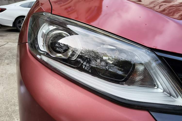 Used Nissan Tiida 2021 1.6L CVT Smart Drive Edition Right Front Headlight