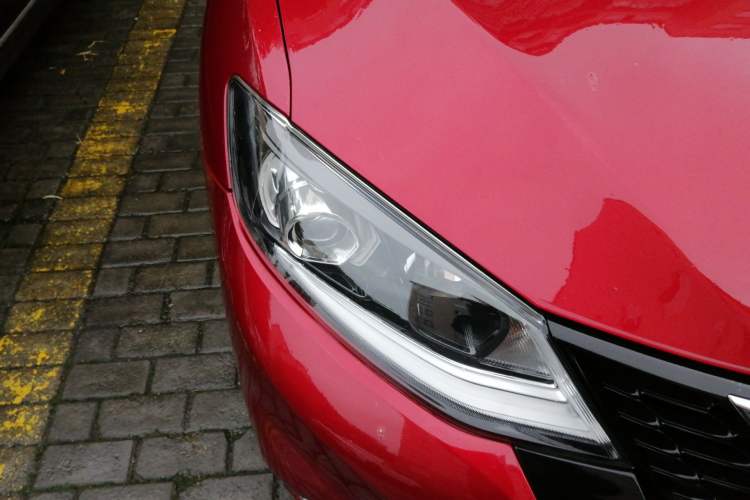 Used Nissan Tiida 2021 1.6L CVT Smart Drive Edition Right Front Headlight