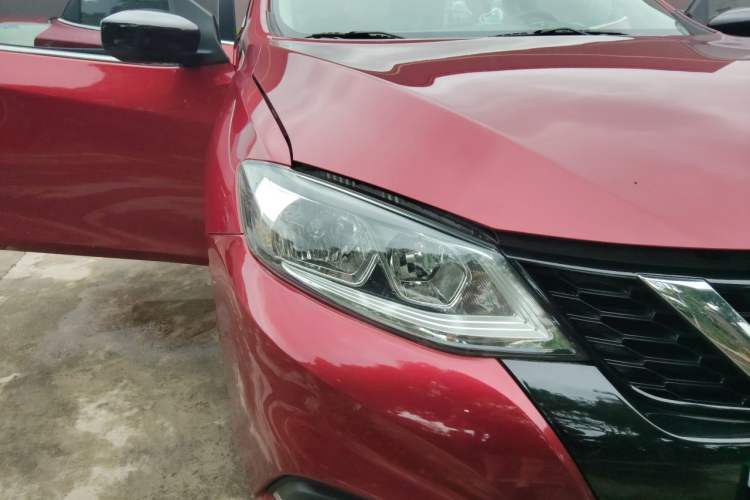 Used Nissan Tiida 2021 1.6L CVT Cool Edition Right Front Headlight
