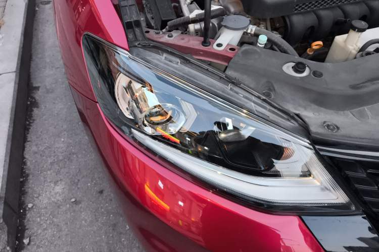 Used Nissan Tiida 2021 1.6L CVT Smart Drive Edition Right Front Headlight
