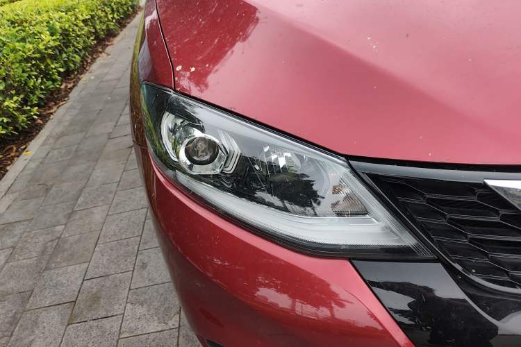 Used Nissan Tiida 2021 1.6L CVT Smart Drive Edition Right Front Headlight