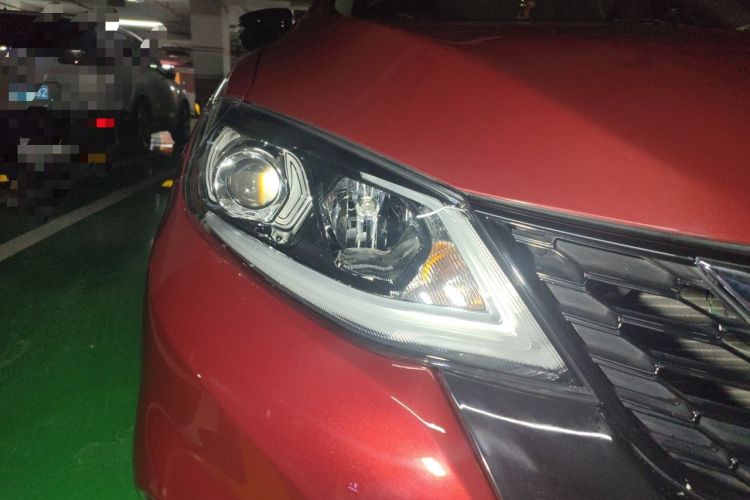 Used Nissan Tiida 2021 1.6L CVT Smart Drive Edition Right Front Headlight