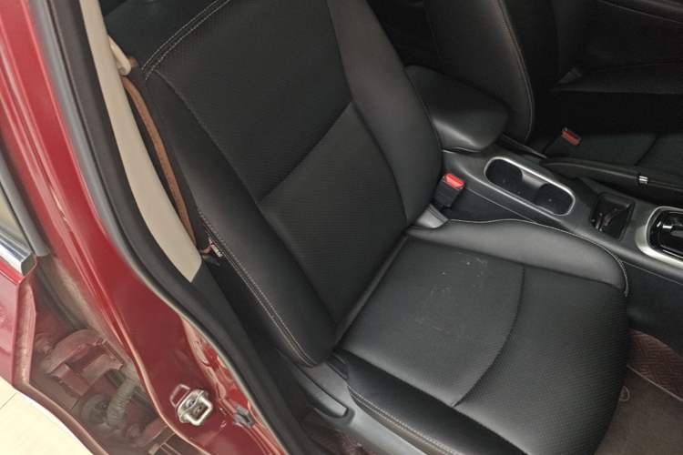 Used Nissan Tiida 2021 1.6L CVT Smart Drive Edition Right Front Seat
