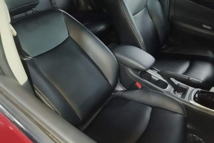 Used Nissan Tiida 2021 1.6L CVT Cool Edition Right Front Seat