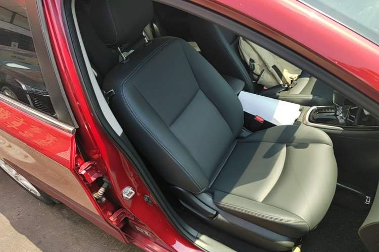 Used Nissan Tiida 2021 1.6L CVT Cool Edition Right Front Seat