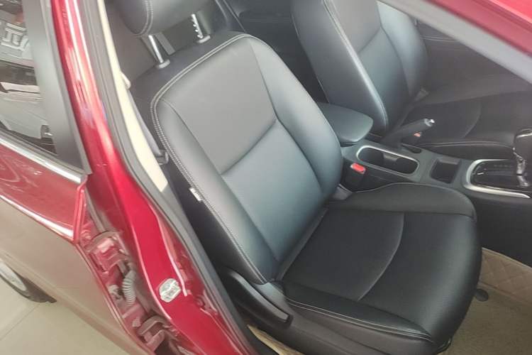 Used Nissan Tiida 2021 1.6L CVT Smart Drive Edition Right Front Seat