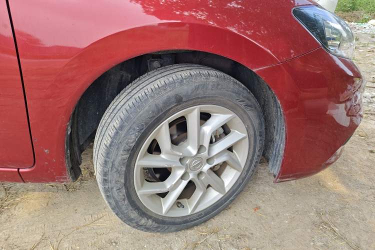 Used Nissan Tiida 2021 1.6L CVT Smart Drive Edition Right Front Wheel Hub