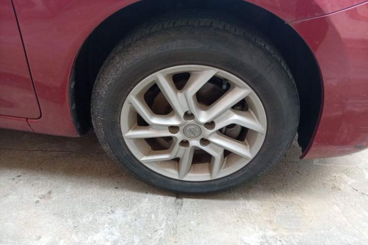 Used Nissan Tiida 2021 1.6L CVT Smart Drive Edition Right Front Wheel Hub