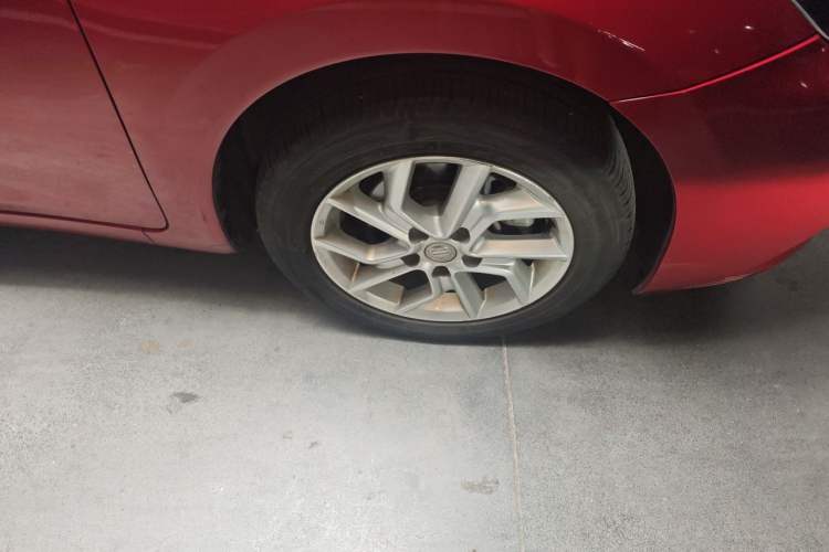 Used Nissan Tiida 2021 1.6L CVT Smart Drive Edition Right Front Wheel Hub