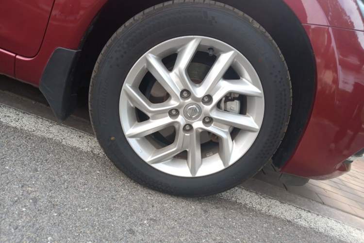 Used Nissan Tiida 2021 1.6L CVT Smart Drive Edition Right Front Wheel Hub
