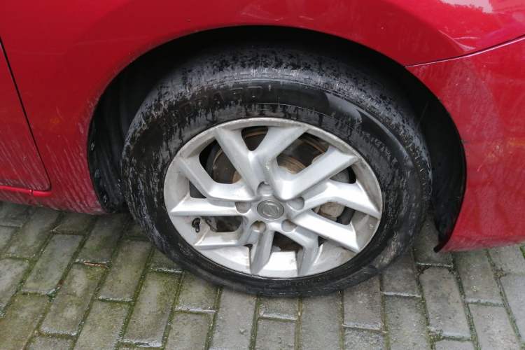 Used Nissan Tiida 2021 1.6L CVT Smart Drive Edition Right Front Wheel Hub