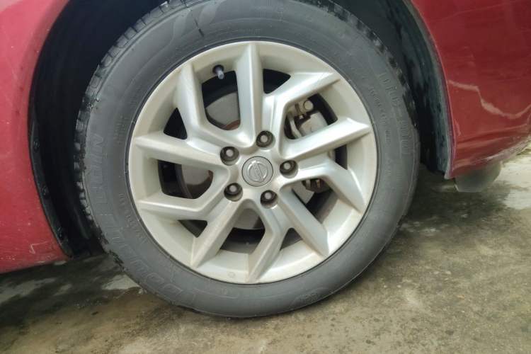 Used Nissan Tiida 2021 1.6L CVT Cool Edition Right Front Wheel Hub