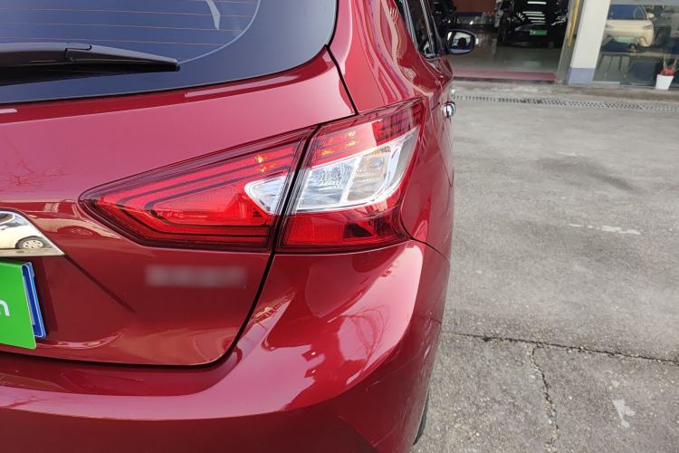 Used Nissan Tiida 2021 1.6L CVT Smart Drive Edition Right Rear Taillight
