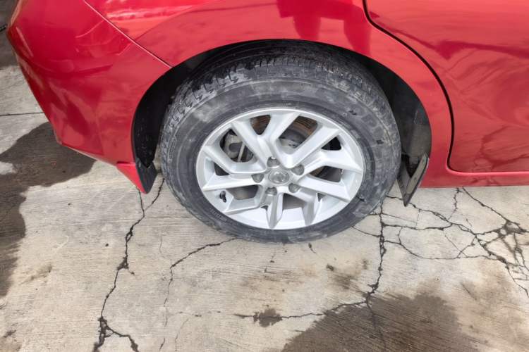 Used Nissan Tiida 2021 1.6L CVT Cool Edition Right Rear Wheel Hub