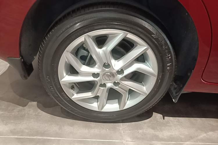 Used Nissan Tiida 2021 1.6L CVT Smart Drive Edition Right Rear Wheel Hub