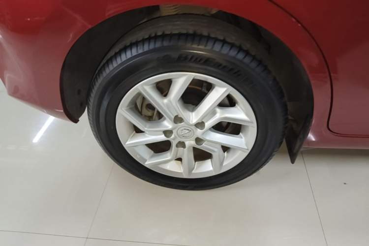 Used Nissan Tiida 2021 1.6L CVT Cool Edition Right Rear Wheel Hub
