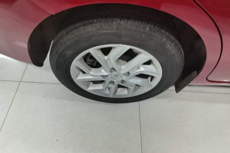 Used Nissan Tiida 2021 1.6L CVT Cool Edition Right Rear Wheel Hub