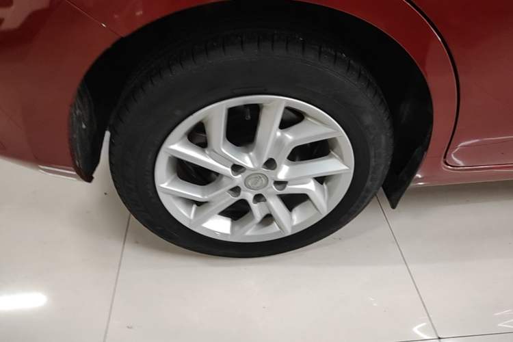 Used Nissan Tiida 2021 1.6L CVT Smart Drive Edition Right Rear Wheel Hub