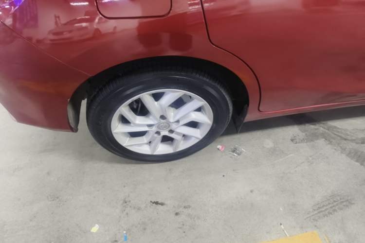 Used Nissan Tiida 2021 1.6L CVT Cool Edition Right Rear Wheel Hub