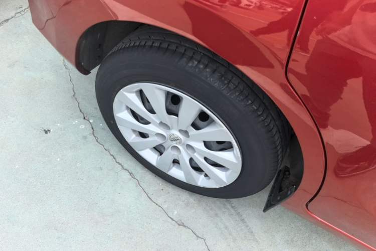 Used Nissan Tiida 2021 1.6L Manual Joyful Edition Right Rear Wheel Hub