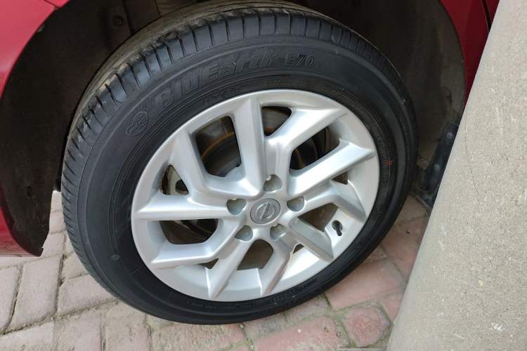 Used Nissan Tiida 2021 1.6L CVT Cool Edition Right Rear Wheel Hub