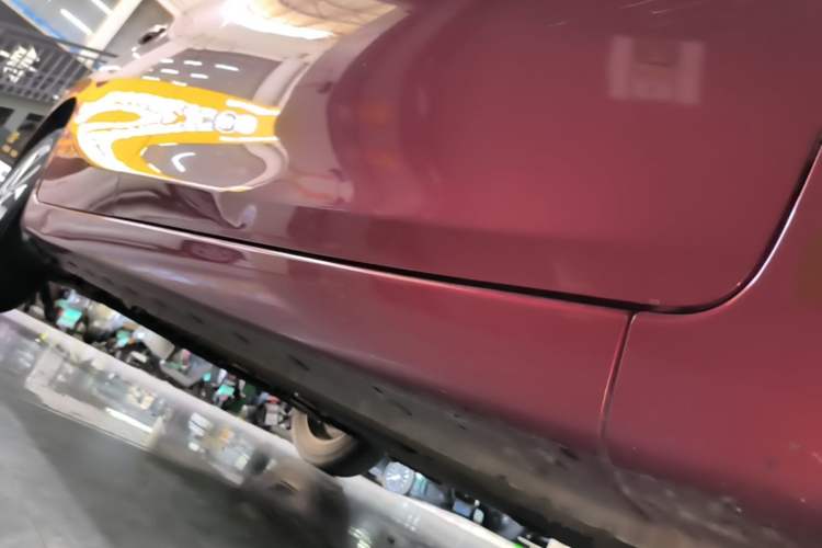 Used Nissan Tiida 2021 1.6L CVT Smart Drive Edition Right Side Sill