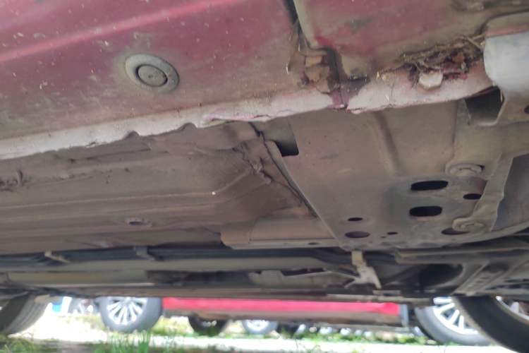 Used Nissan Tiida 2021 1.6L CVT Smart Drive Edition Right Side Sill