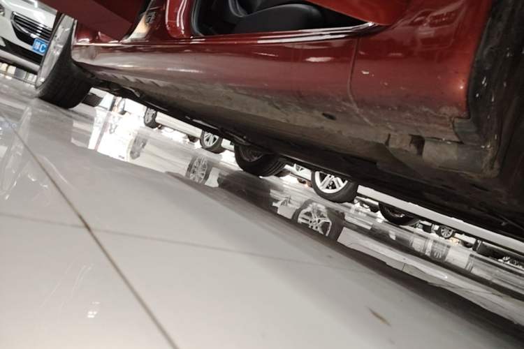 Used Nissan Tiida 2021 1.6L CVT Smart Drive Edition Right Side Sill