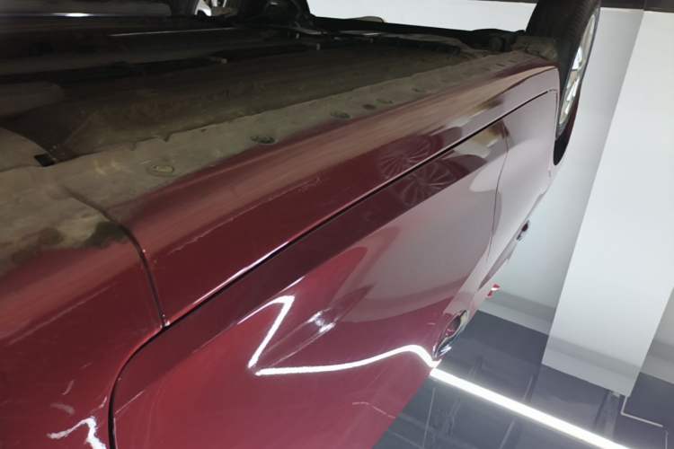 Used Nissan Tiida 2021 1.6L CVT Smart Drive Edition Right Side Sill
