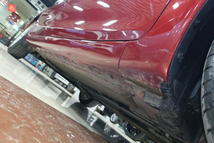 Used Nissan Tiida 2021 1.6L CVT Smart Drive Edition Right Side Sill