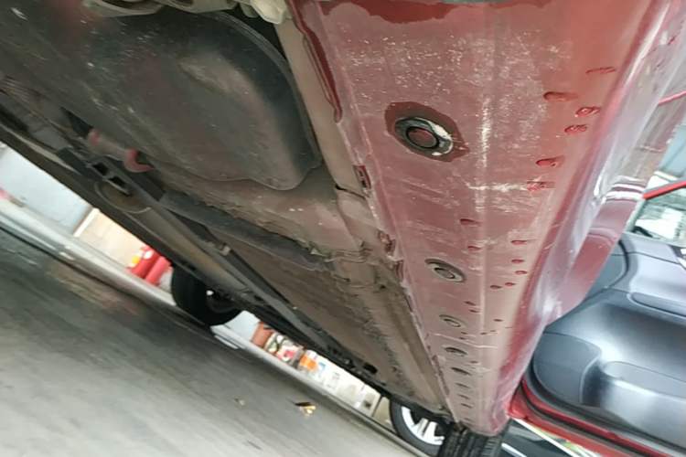 Used Nissan Tiida 2021 1.6L CVT Smart Drive Edition Right Side Sill