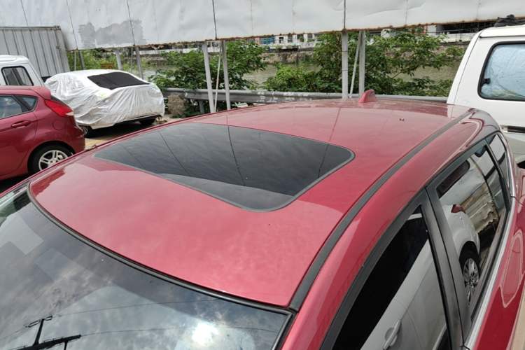 Used Nissan Tiida 2021 1.6L CVT Smart Drive Edition Roof