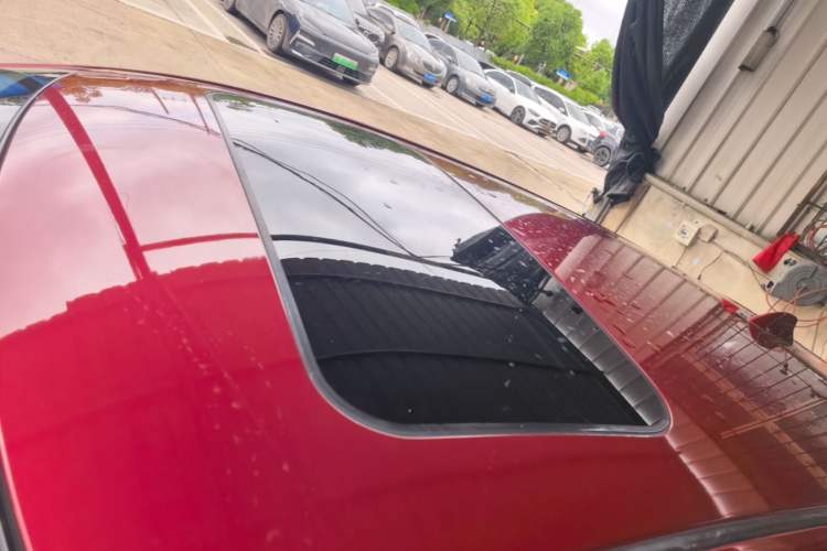 Used Nissan Tiida 2021 1.6L CVT Cool Edition Roof