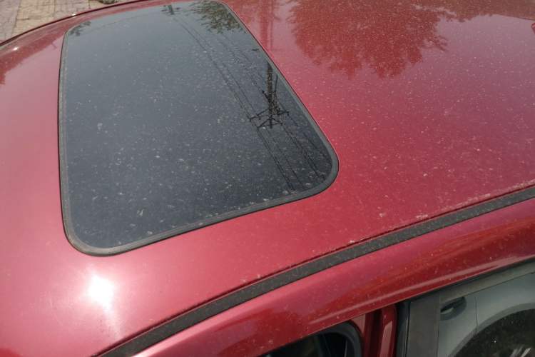 Used Nissan Tiida 2021 1.6L CVT Cool Edition Roof
