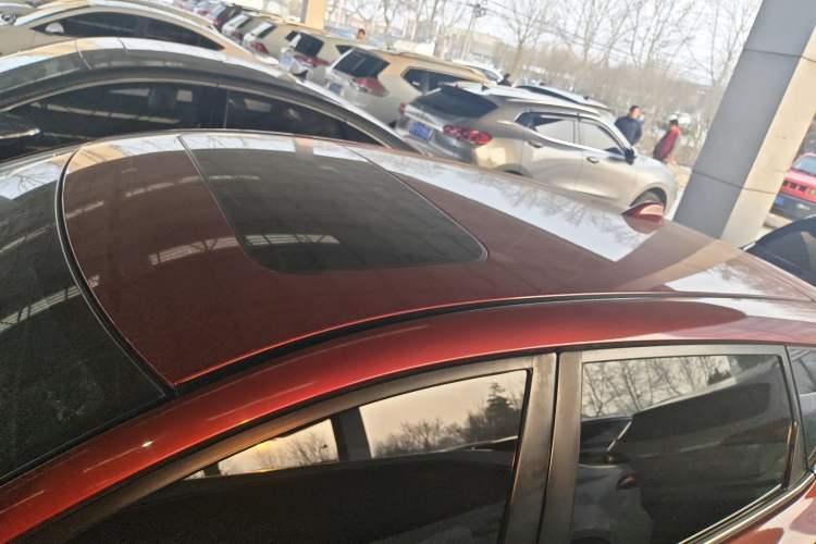 Used Nissan Tiida 2021 1.6L CVT Smart Drive Edition Roof