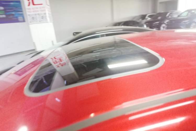 Used Nissan Tiida 2021 1.6L CVT Cool Edition Roof