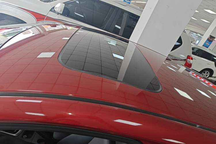 Used Nissan Tiida 2021 1.6L CVT Smart Drive Edition Roof