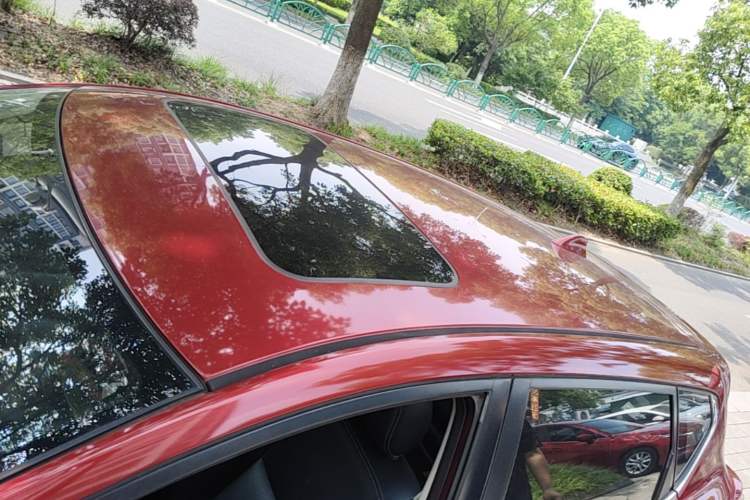 Used Nissan Tiida 2021 1.6L CVT Smart Drive Edition Roof