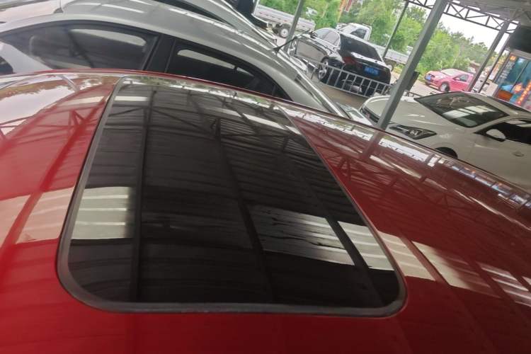 Used Nissan Tiida 2021 1.6L CVT Smart Drive Edition Roof