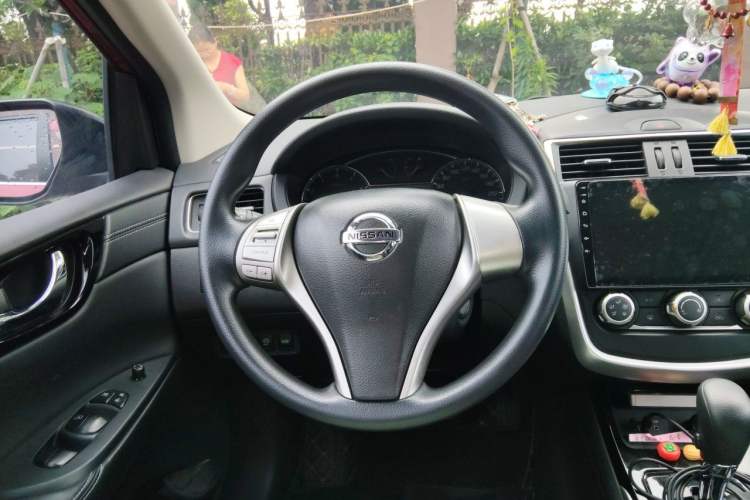 Used Nissan Tiida 2021 1.6L CVT Cool Edition Steering Wheel