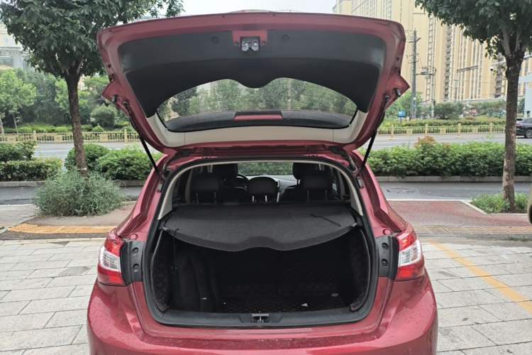 Used Nissan Tiida 2021 1.6L CVT Smart Drive Edition Trunk
