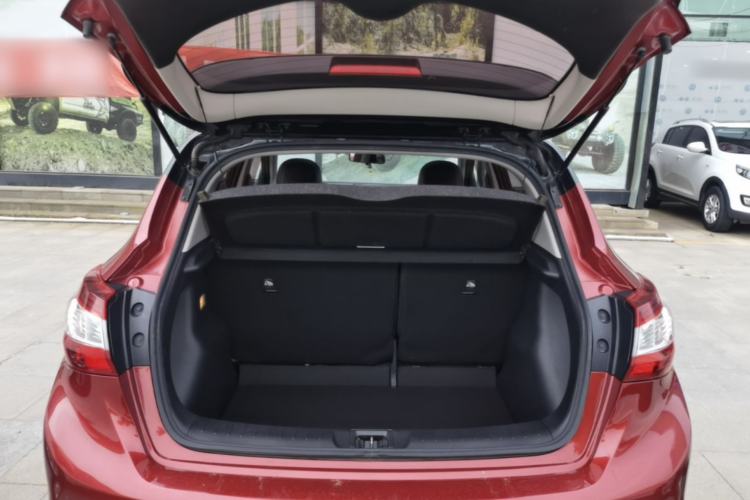 Used Nissan Tiida 2021 1.6L CVT Smart Drive Edition Trunk