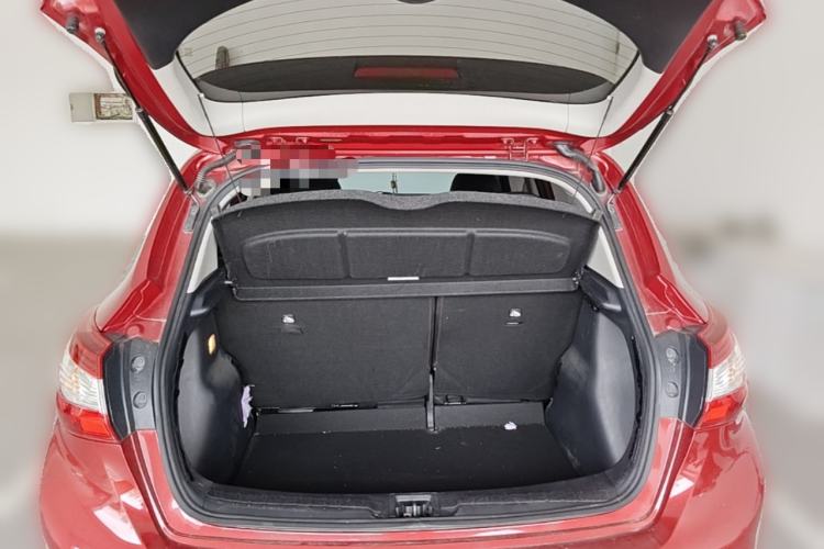 Used Nissan Tiida 2021 1.6L CVT Cool Edition Trunk