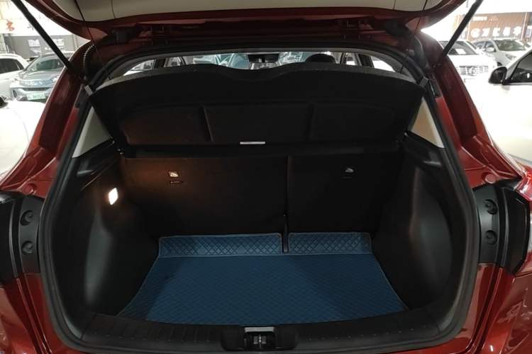 Used Nissan Tiida 2021 1.6L CVT Smart Drive Edition Trunk