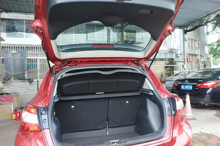 Used Nissan Tiida 2021 1.6L CVT Smart Drive Edition Trunk