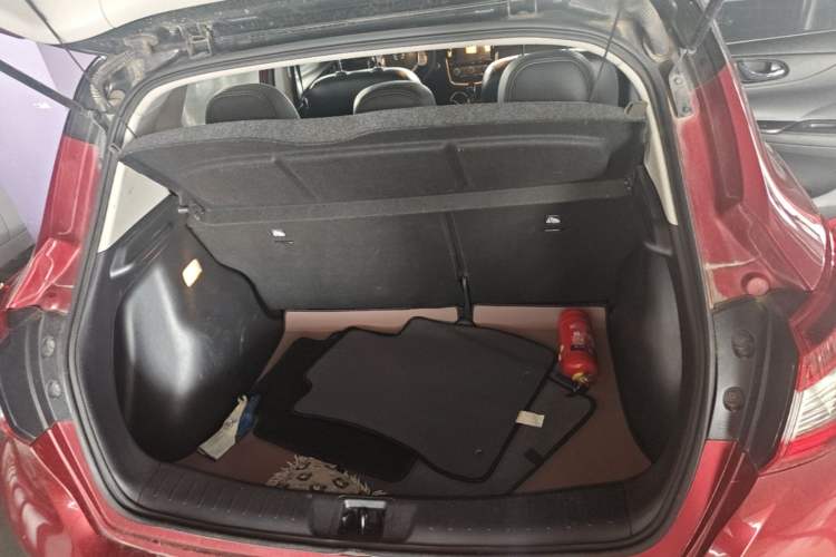 Used Nissan Tiida 2021 1.6L CVT Smart Drive Edition Trunk