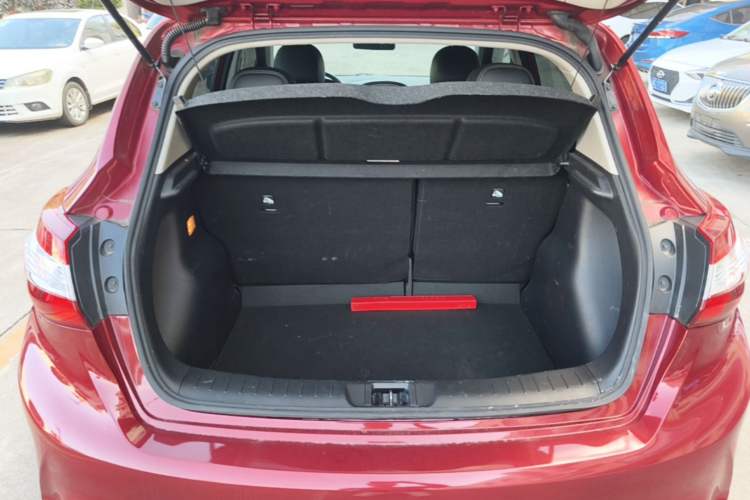 Used Nissan Tiida 2021 1.6L CVT Smart Drive Edition Trunk