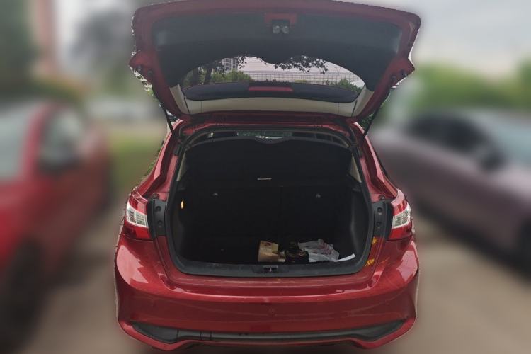 Used Nissan Tiida 2021 1.6L CVT Cool Edition Trunk