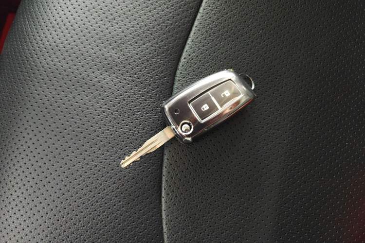 Used Nissan Tiida 2021 1.6L CVT Cool Edition Vehicle Key
