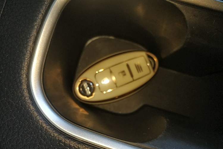 Used Nissan Tiida 2021 1.6L CVT Smart Drive Edition Vehicle Key